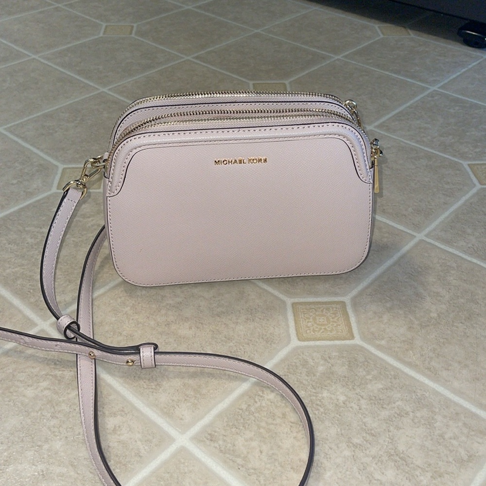 Michael Kors Blush Pink Crossbody purse, like new!